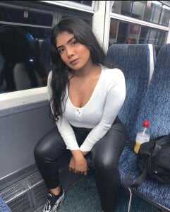 TiaBella_ Public Pic 4