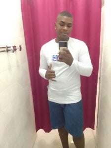 Yoo de ANDREW_VALENCIA  Imagens