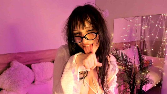 Juliorah1 Public Pic 2