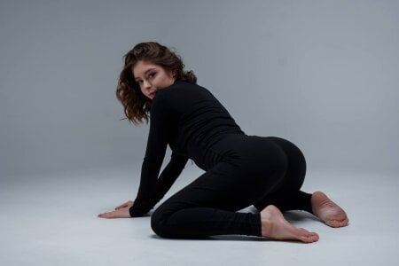 _Amelia_Shine_ Midnight Look Pic 2