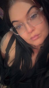 Miss_CurvesXXX Public Pic 5