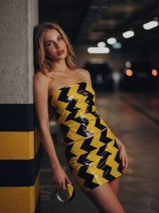 _TiffanyCo_ Beauty is in the eye of the beholder 💋 Pic 3