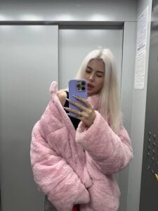 red_qwe Public Pic 4