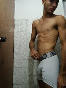 JDWhite18 Public Foto 3