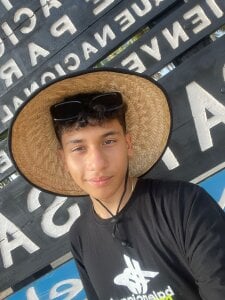 Sebas-Sanches7 Public Pic 4