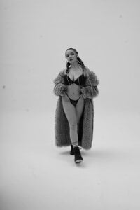 SinfulMoves Public รูป 