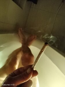 Weedek@xh All me Pic 8