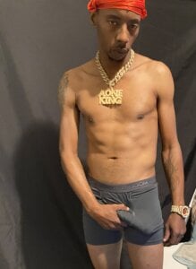 MrLLongg Public Pic 3