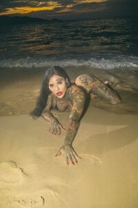 darkinkedbabe night beach shoot Foto 8