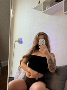 Rina_Panic It's getting so hot in here... slika 9