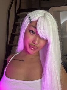 EIeniVanwart Fun look in a wig) Hình 3