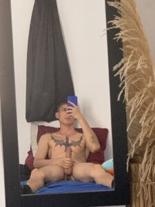 JhonLeving Public Pic 5