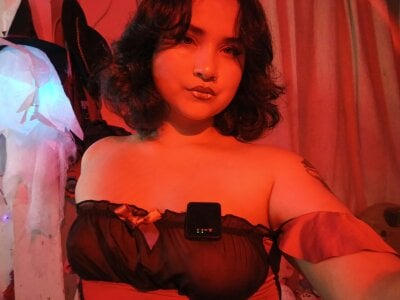 Ladyswap Vampire Pic 3