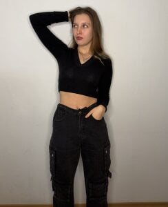 AshelyPeakes Public Hình 2