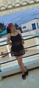 Helena-Love Public Pic 4