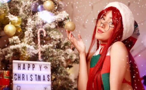 Oliviamonroex18 A Little Naughty Never Hurts🎄 Pic 2