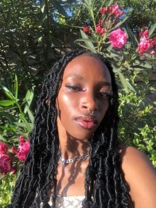 beeyouteafull Public Pic