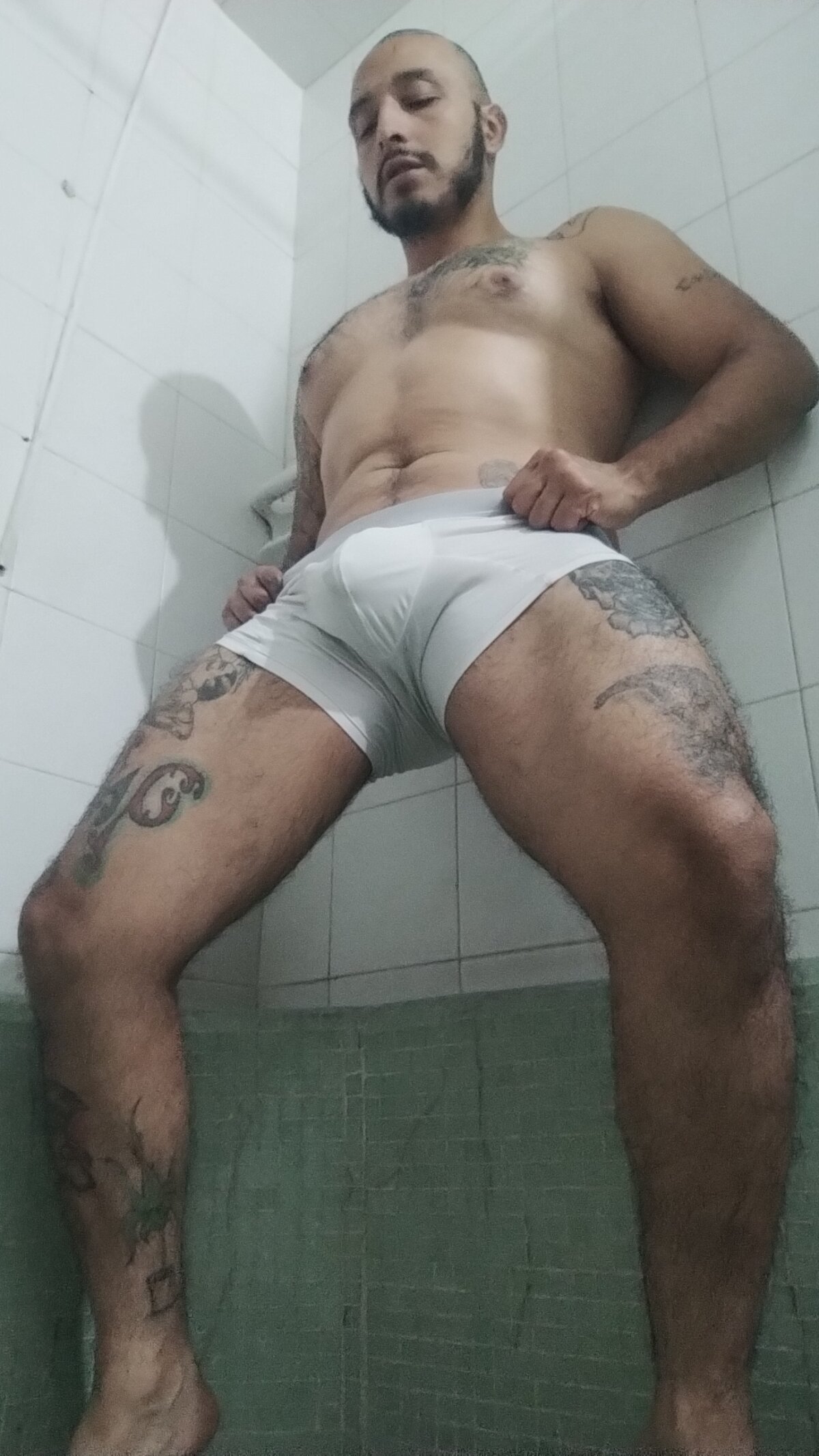 KenllyH 热门图片 9493