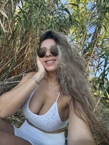 Michelle3271 She&Me Pic