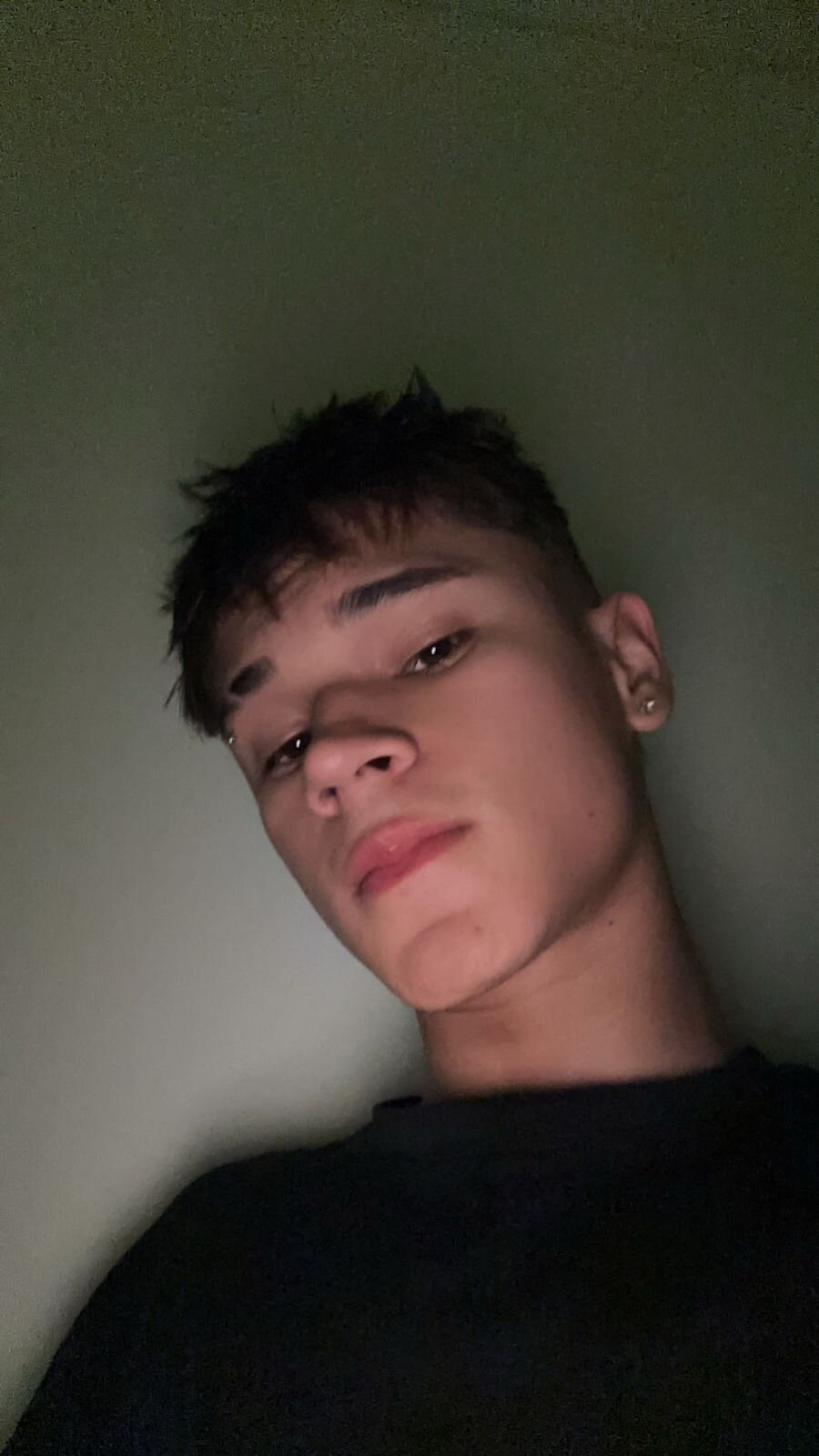 Aron_Boyy immagine di tendenza 5297