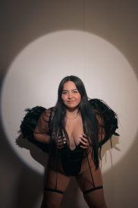 Ava-miller Black Angel Pic