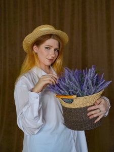 LesyaOxi and so amazing flowers Pic