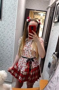 MollyMazer cute outfits Pic