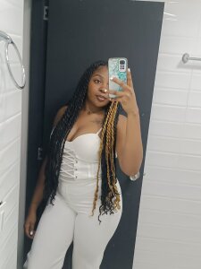 nefferetcharlotte a little of me💕 Bilde 2