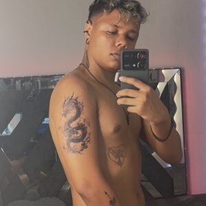 MaelxRobert Mael and his Temporary tattoo Pic 5