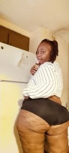 AllLeggs Public Pic 3