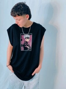 Megan_Thompson_ Public Pic 4