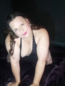 JadeTodd43 Getting ready to cam Pic 6