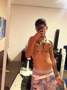 jeyBigCock Public Pic