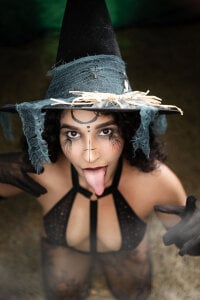 Belindamuller HALLOWEEN Pic 3