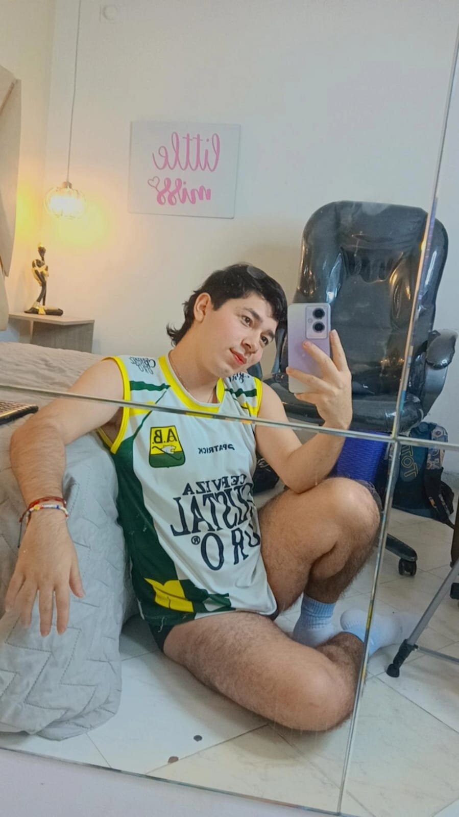 Трендове зображення  551 Julian_Smith21