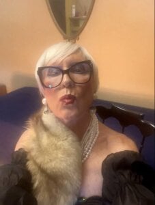 ROBY_SWEETHOT Public 사진 6