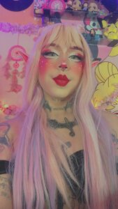 Bonnie_Yoshida_ Public Pic 6