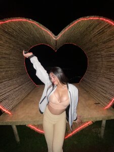 urlovelysandra sandra Pic 6