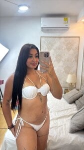 JasmineRhodes Public Pic 4