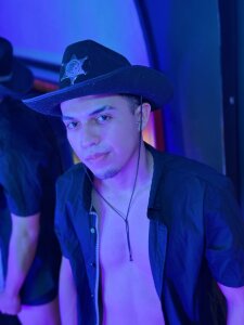 Diego_stone Public Pic 2