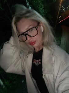 RiriKiss Public Pic 6