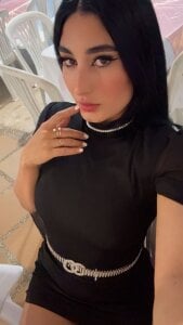 Scarlett_12 Elegance and wickedness slika 2