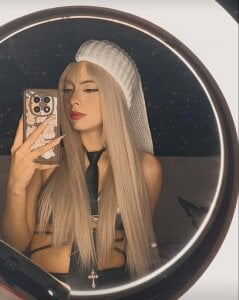 Public od isaneptuneuwu  2 snímek