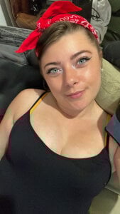 Lucycherryoff ✨ Pic