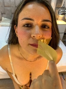 ElenaWatsonn It's hot, don't you think? Pic