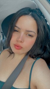 Mia_King01