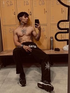 Zdjęcia liorvante At the gym mirror 🙂‍↕️:  3
