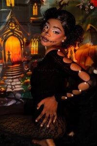 carlafontaine happy halloween🎃🔥 Pic 8