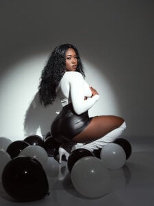 Valeria-Cruzz My birthday 💗 Pic