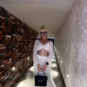 ElenoreVogtman Public Pic 3